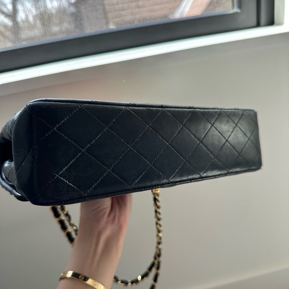 Authentic Chanel Vintage Black Flap with Gold Hardware Medium - Picture 3 of 9